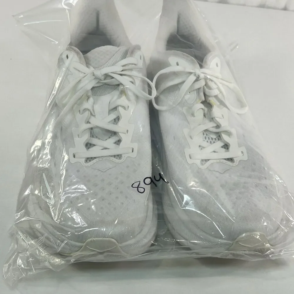 Hoka One One Clifton 9 Women's Size 10.5B Triple White Running Shoes Sneakers